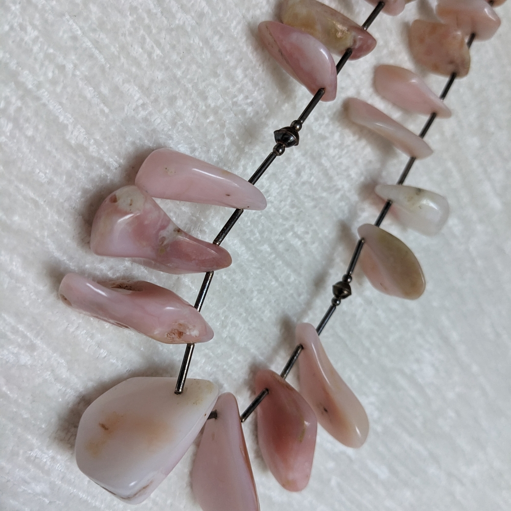 Polished Elegant Pink Stone Necklace Unknown Maker